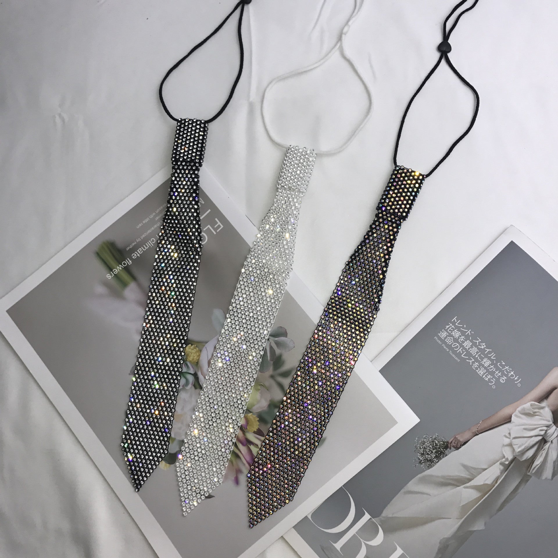 Internet-famous Little Tie Shirt For Women With Sparkling Rhinestone-decorated Neckerchief