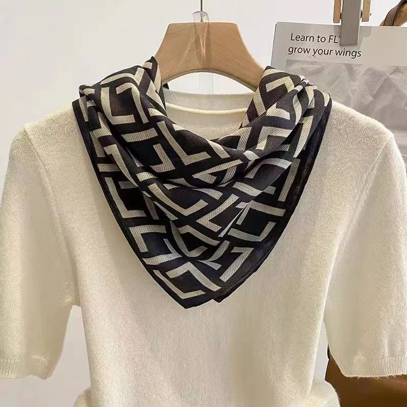Thermal Square Scarf With Magnetic Clasp Triangular Silk Scarf Cotton Neck Warmer For Women