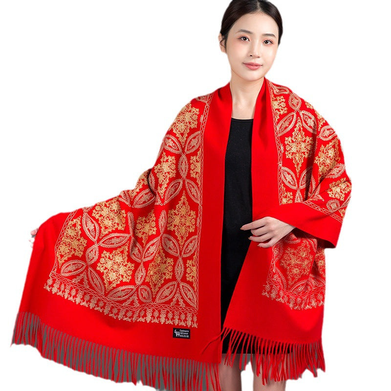 Autumn Winter Embroidered Golden Silk Lily Design In Xinjiang Cashmere