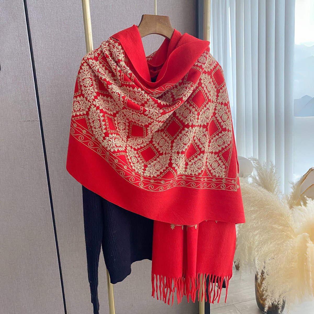 Geometric Jacquard Hanging Tassel Embroidered Shawl For Women
