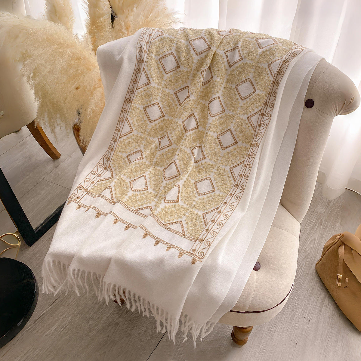 Geometric Jacquard Hanging Tassel Embroidered Shawl For Women
